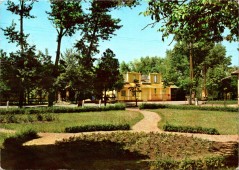 BEREKFÜRDŐ. Gyógystrand