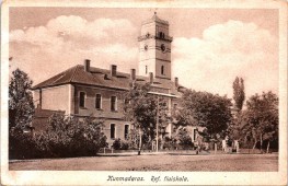 Kunmadaras. Ref. fiuiskola.