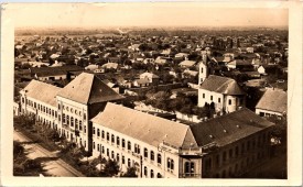 KARCAG Látkép a gimnáziummal