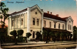 Karczag. Pályaudvar.