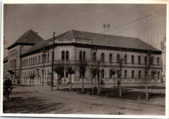 Karcag Gimnázium - nyers kép