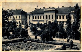 KARCAG Kossuth tér