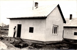 Köt a lépcső