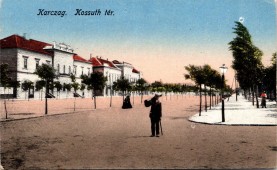Karczag. Kossuth tér.