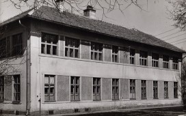 Tanügyi főépület 02