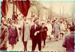 1965 - felvonulás - 14