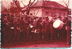 1965 - felvonulás - 17