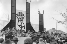 1965 - felvonulás - 18