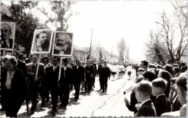 1967 - felvonulás - 01