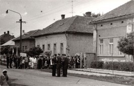 1968 - felvonulás - 01