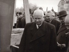 Hruscsov Karcagon 10