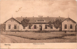 Karcag. Földmives-iskola.