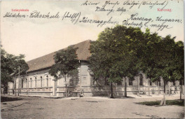 Leányiskola. Karczag.