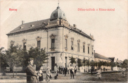 Karcag  Otthon-szálloda a Rózsa-utcával