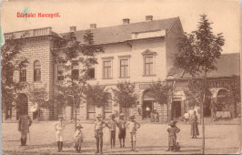 Üdvözlet Karczagról