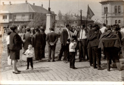Felvonulók indulásra készen