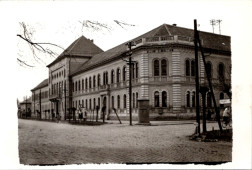 Állami gimnázium