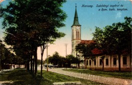 Karczag. Széchényi sugárút és a Rom. kath. templom.