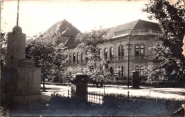 Karcag, Gimnázium