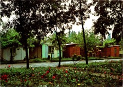 BEREKFÜRDŐ. Camping