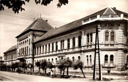 KARCAG Gimnázium