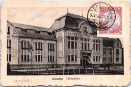 Karczag. Városháza.
