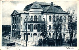 Karcag. Kultúrház.