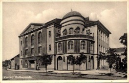 Karcag. Kulturpalota.