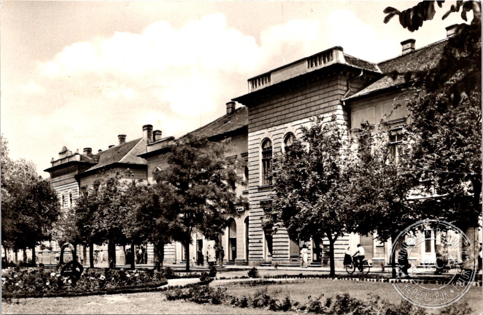 KARCAG Kossuth tér