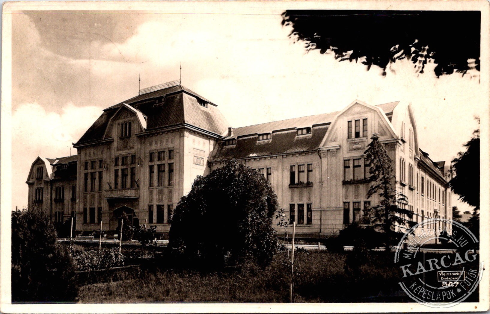 KARCAG, VÁROSHÁZA