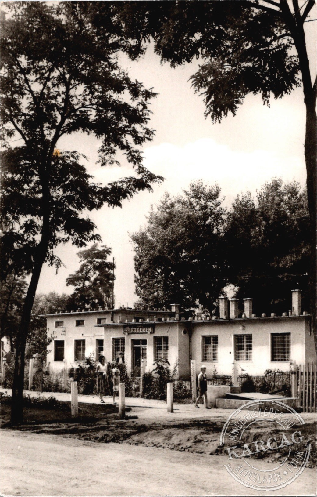 BEREKFÜRDŐ Étterem