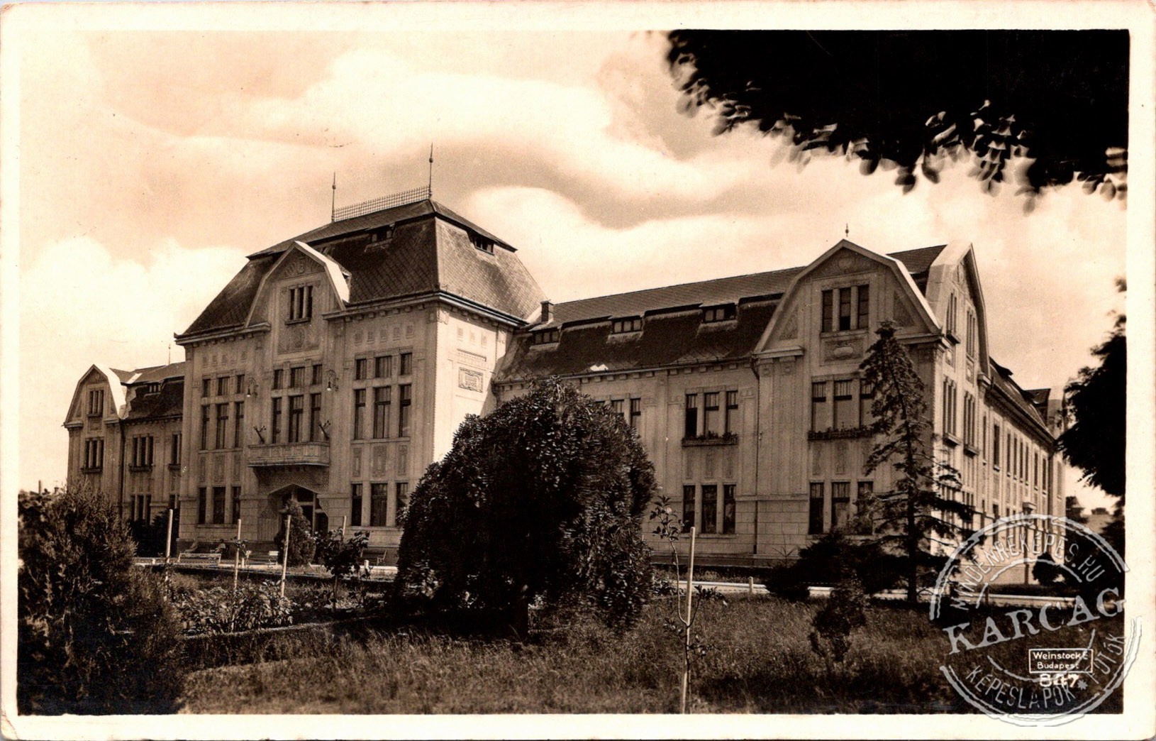 KARCAG. VÁROSHÁZA.