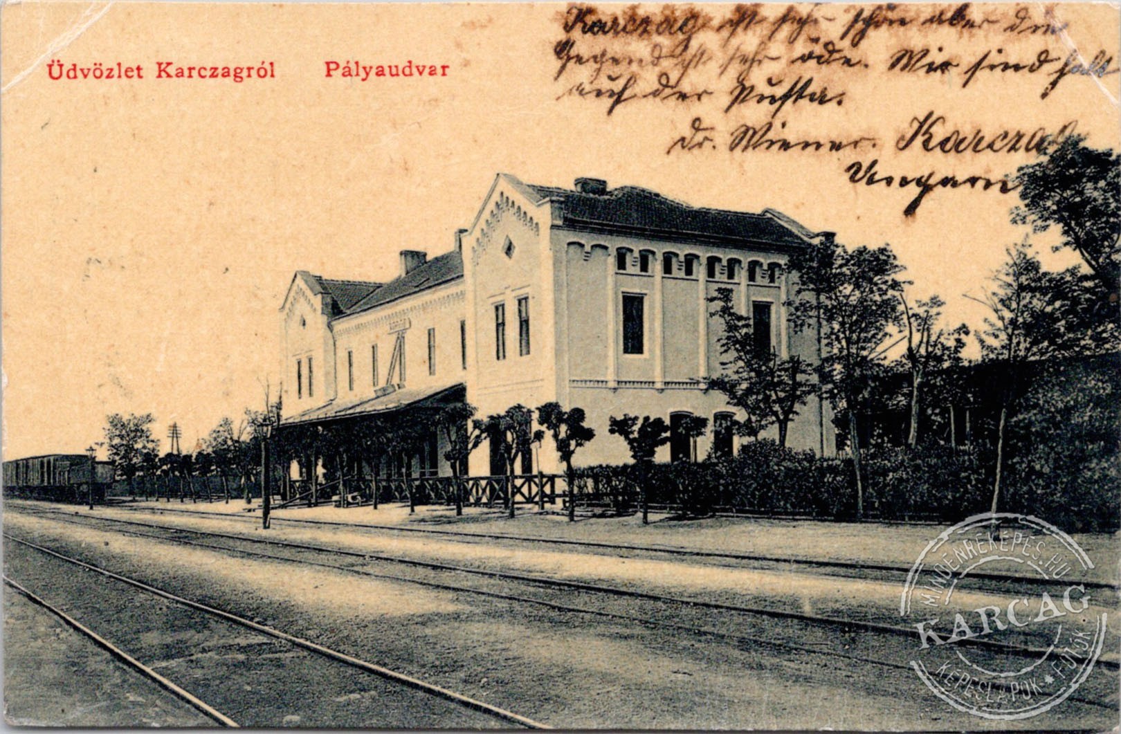 Üdvözlet Karczagról  Pályaudvar