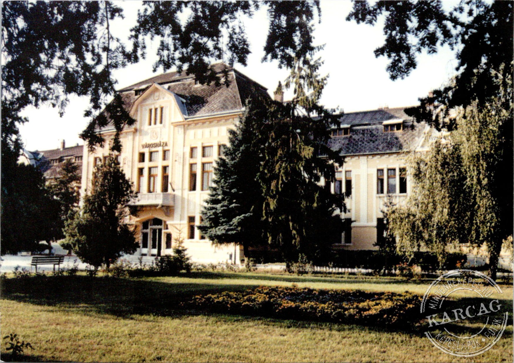 Városháza.