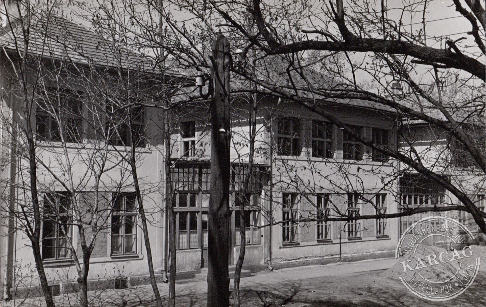 Tanügyi főépület 04