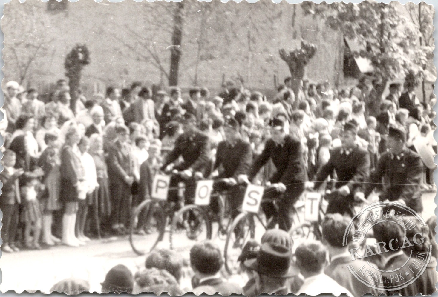 1964 - felvonulás - 12