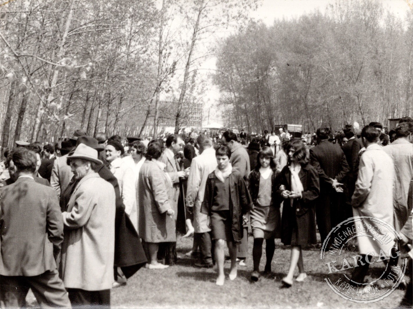1965 - felvonulás - 22