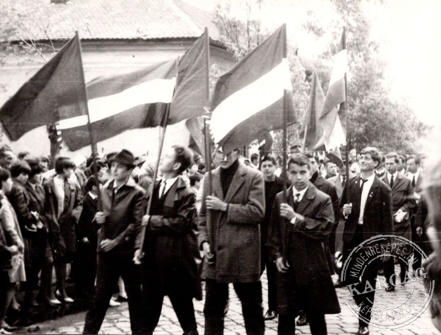 1968 - felvonulás - 03