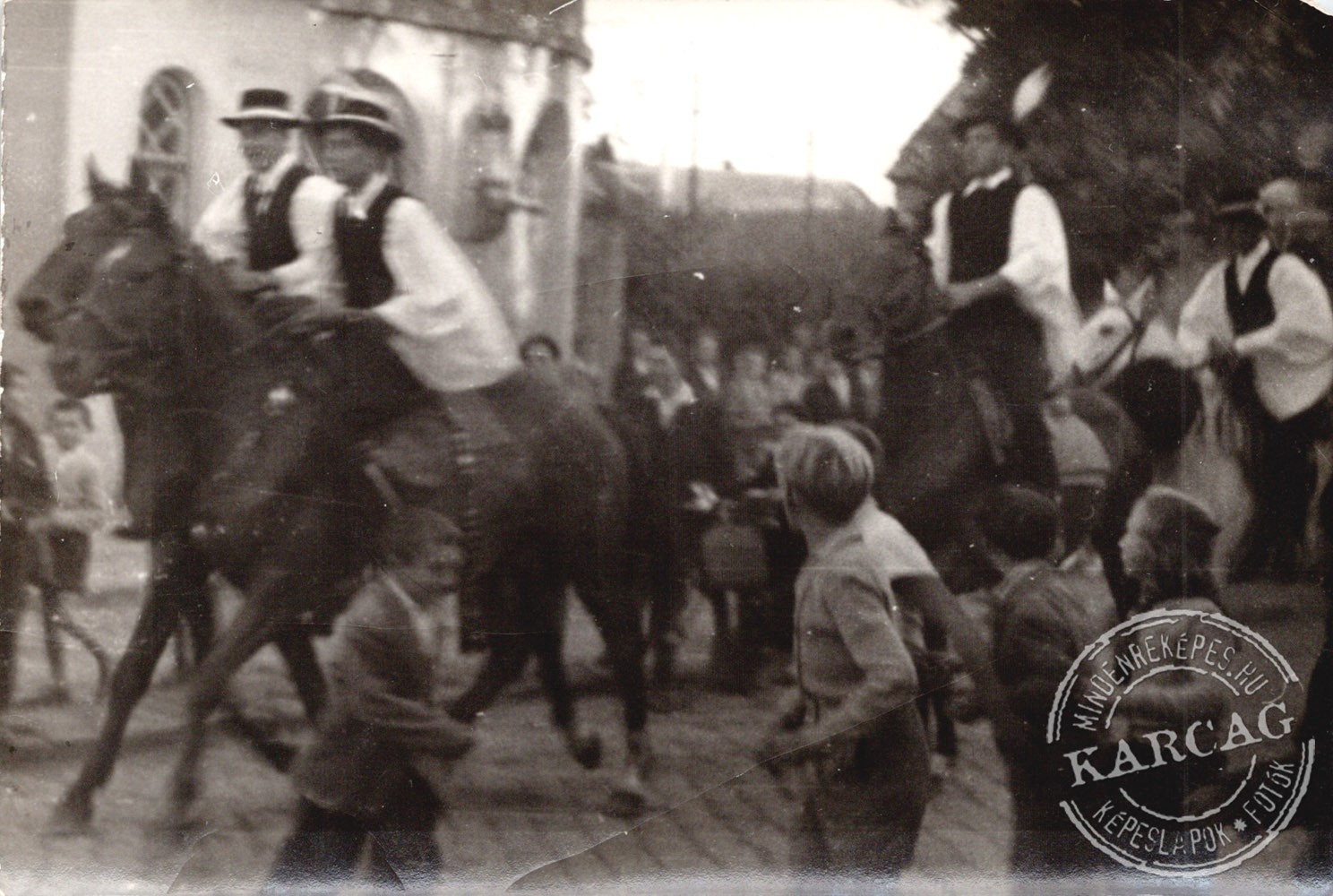1958 - szüreti felvonulás - 04