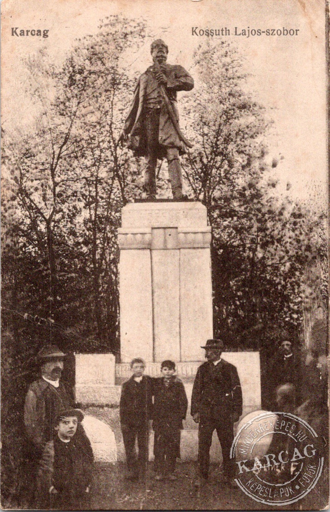 Karcag - Kossuth Lajos szobor