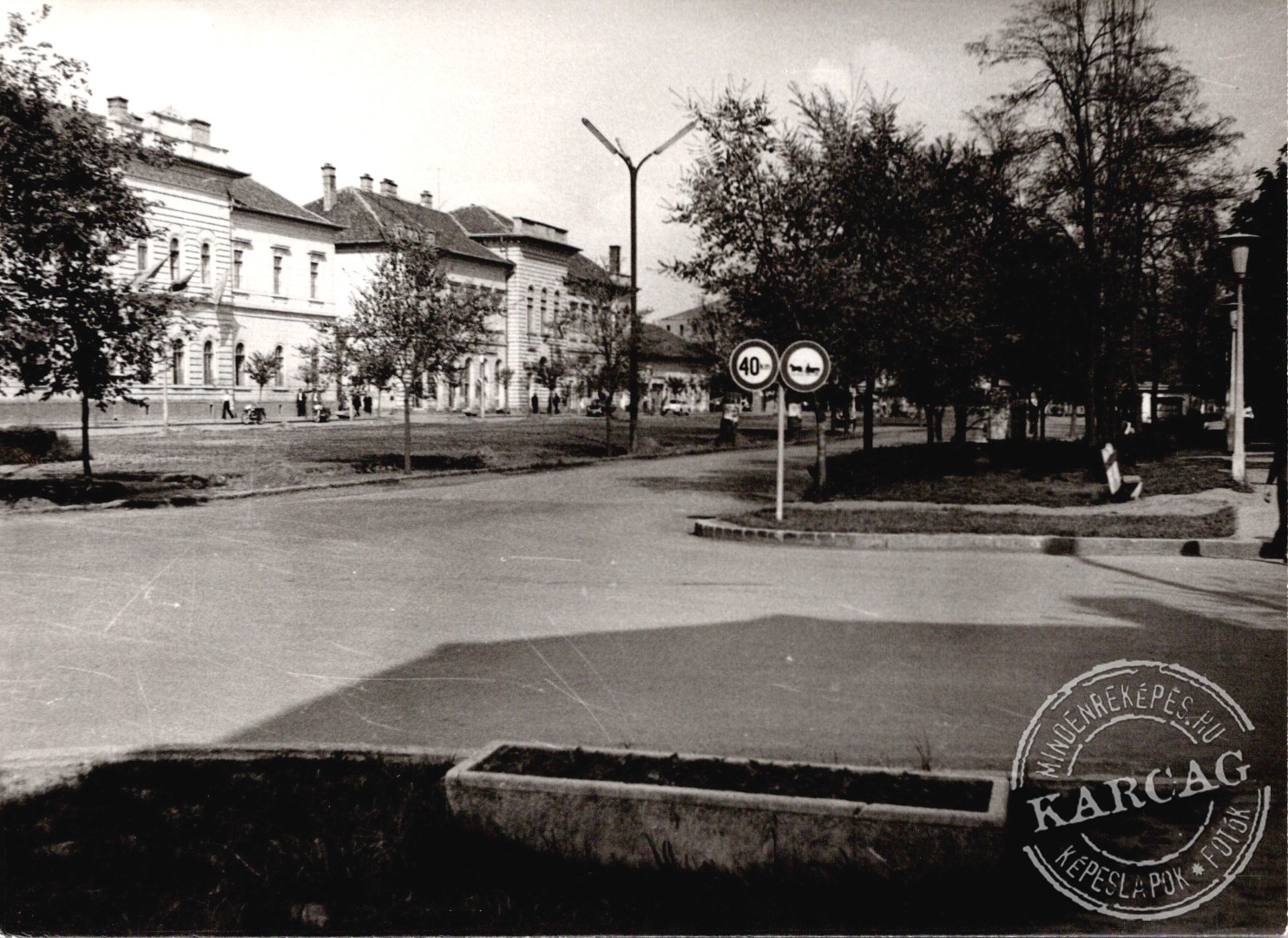 Karcag, Kossuth tér