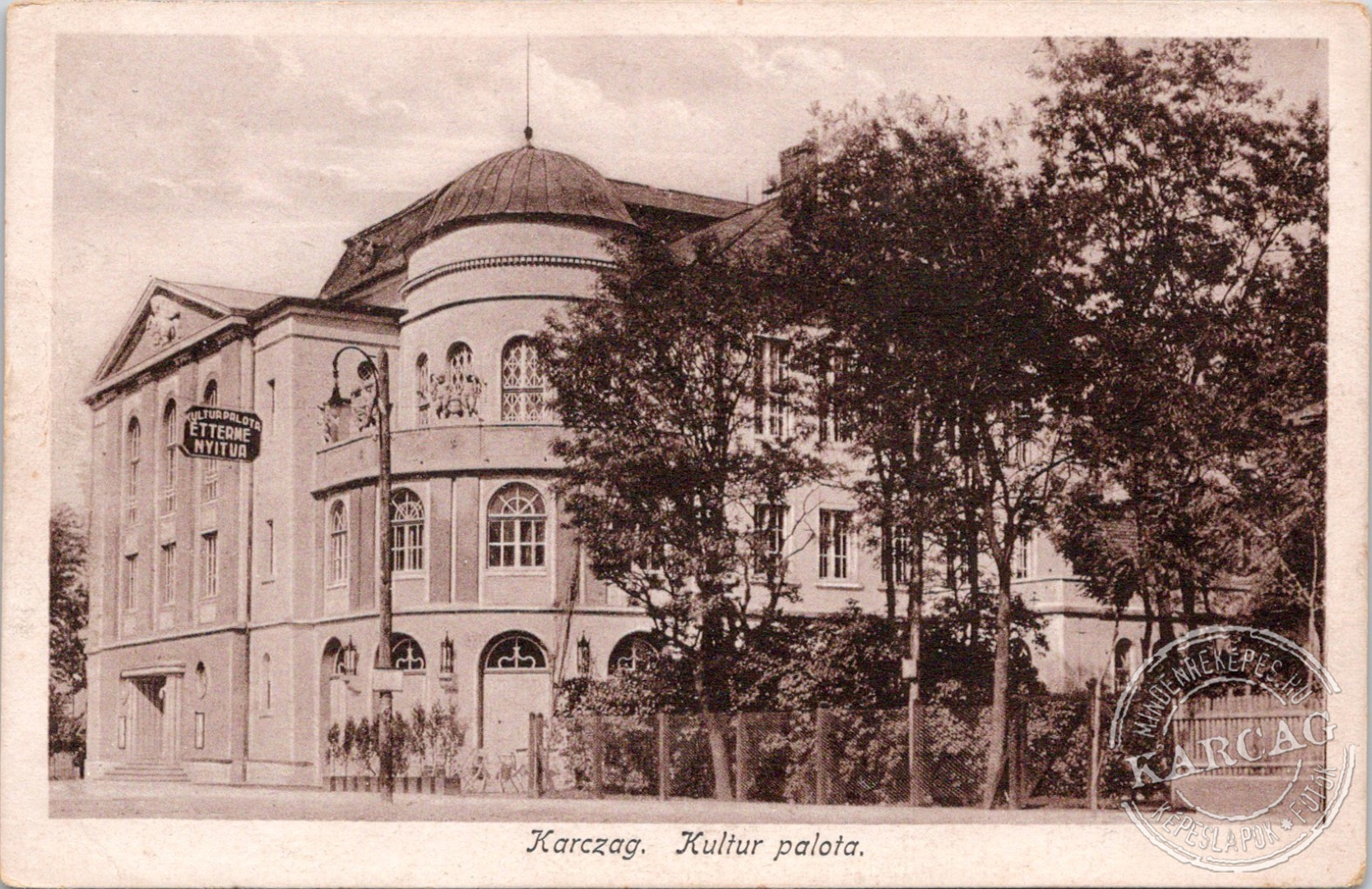 Karczag. Kultur palota.