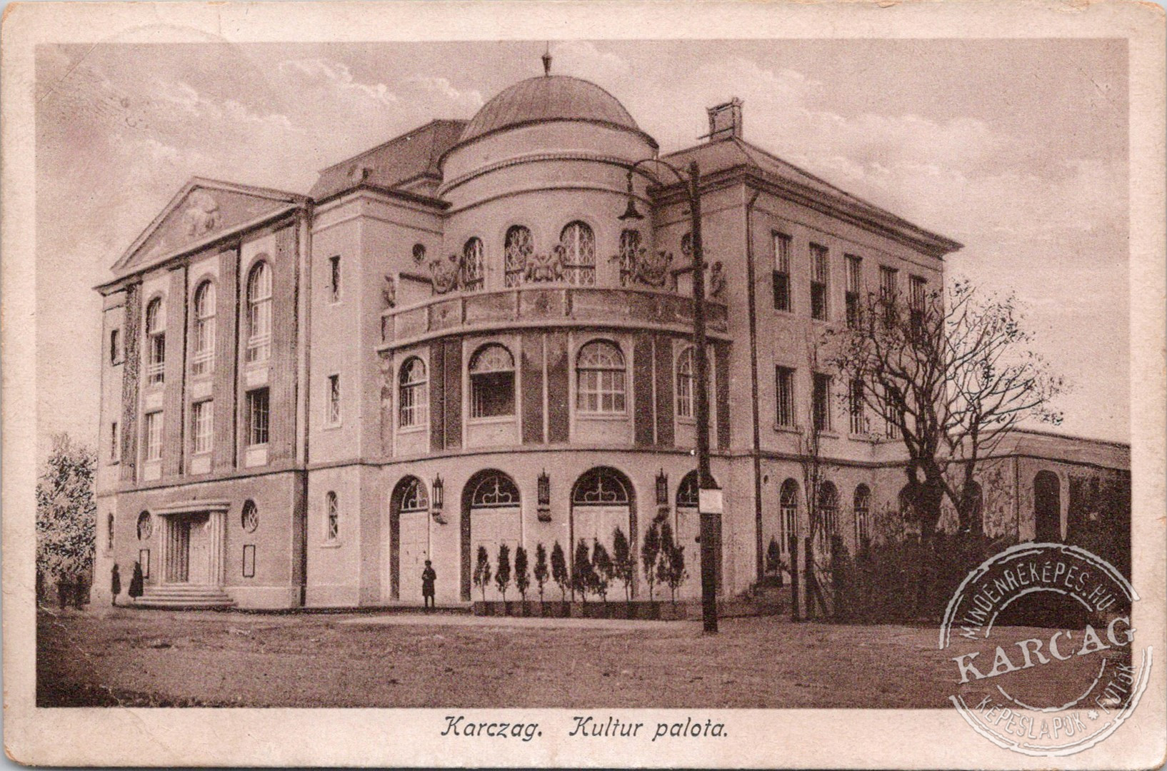 Karczag. Kultur palota.