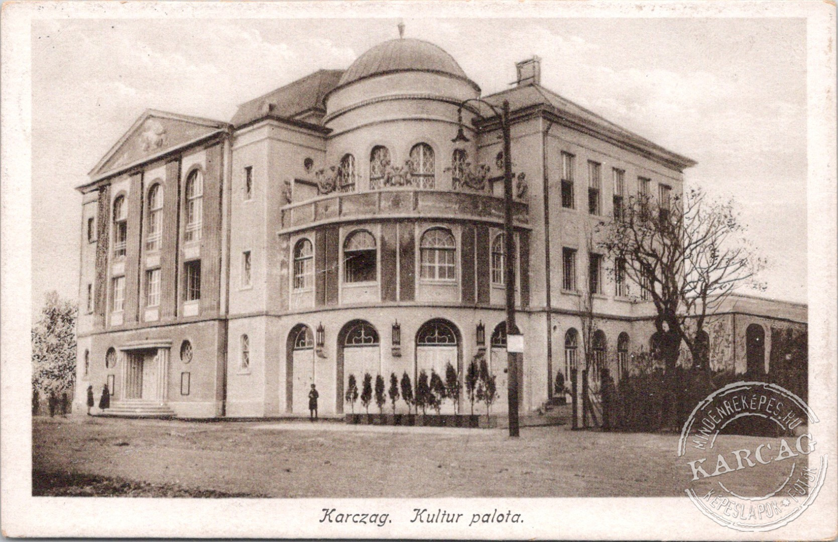 Karczag. Kultur palota.