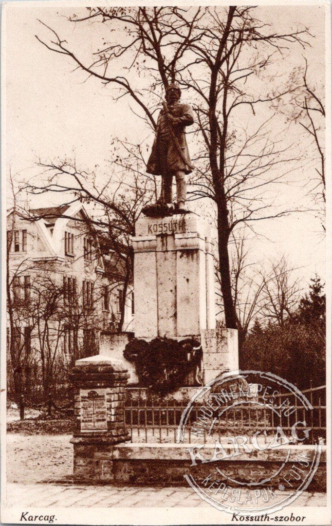 Karcag. Kossuth-szobor.