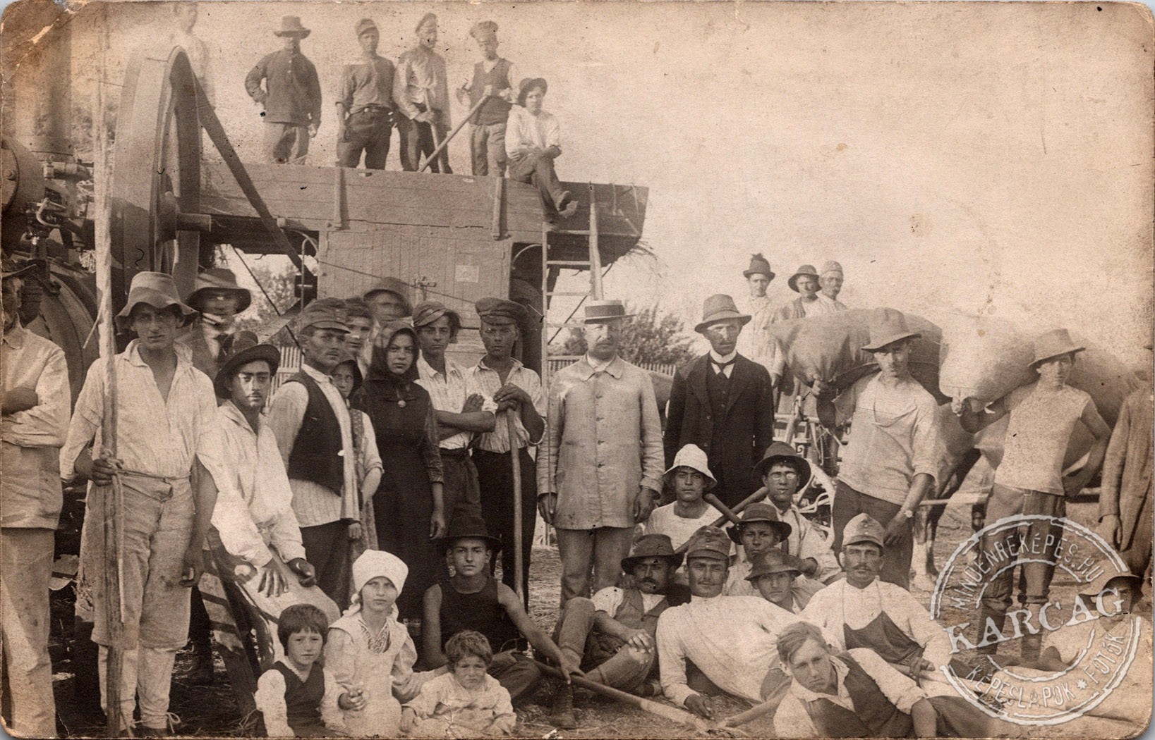 Cséplőbrigád Szentannaival