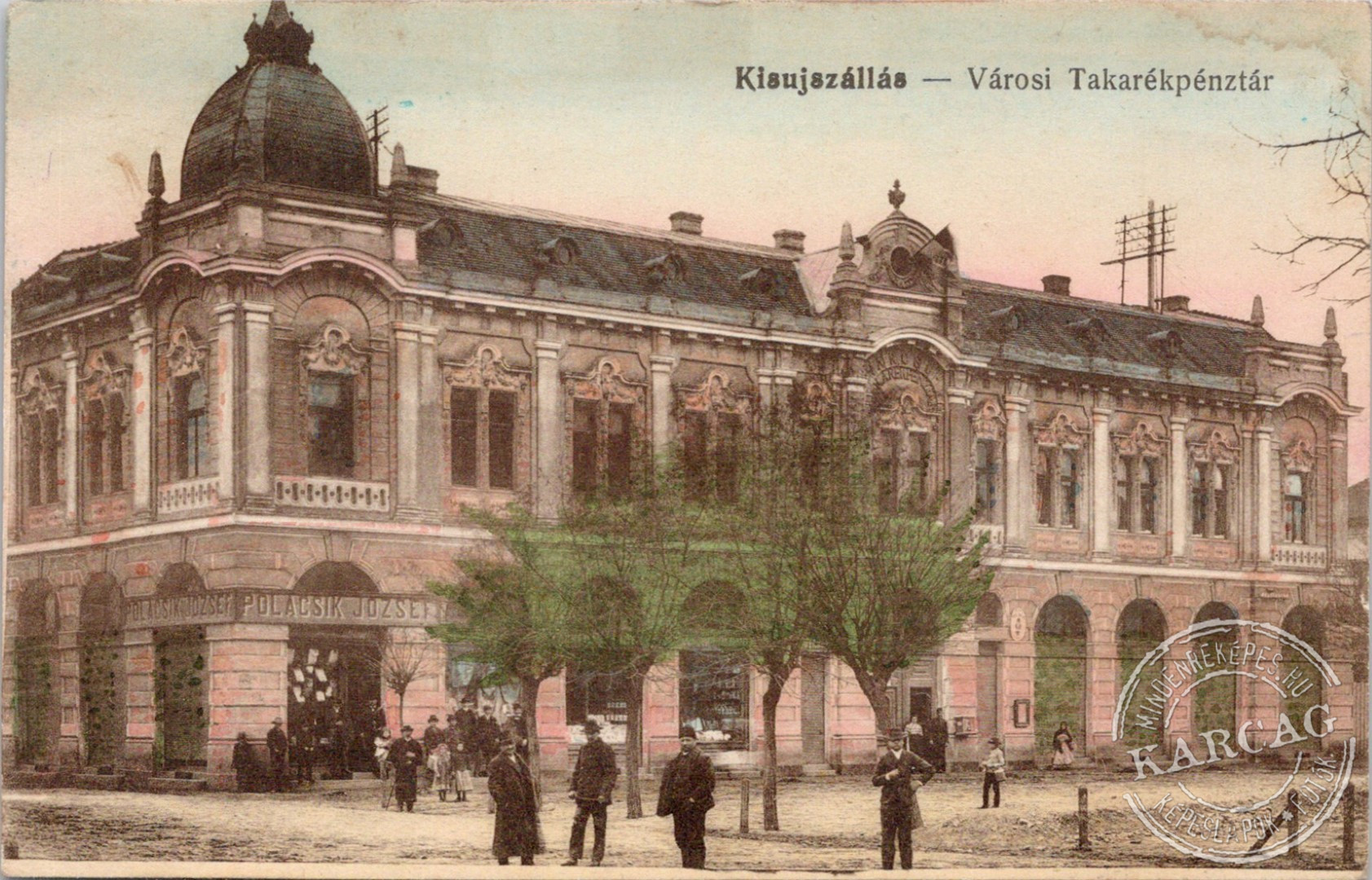 Kisujszállás - Városi Takarékpénztár
