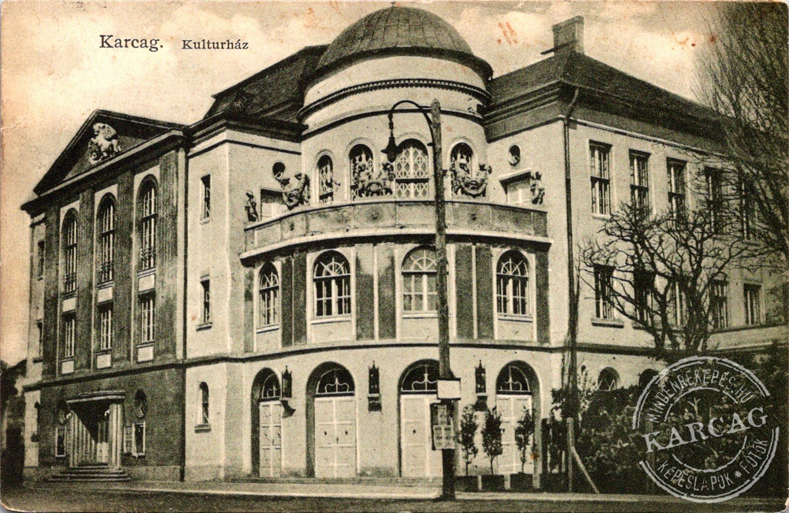 Karcag. Kulturház