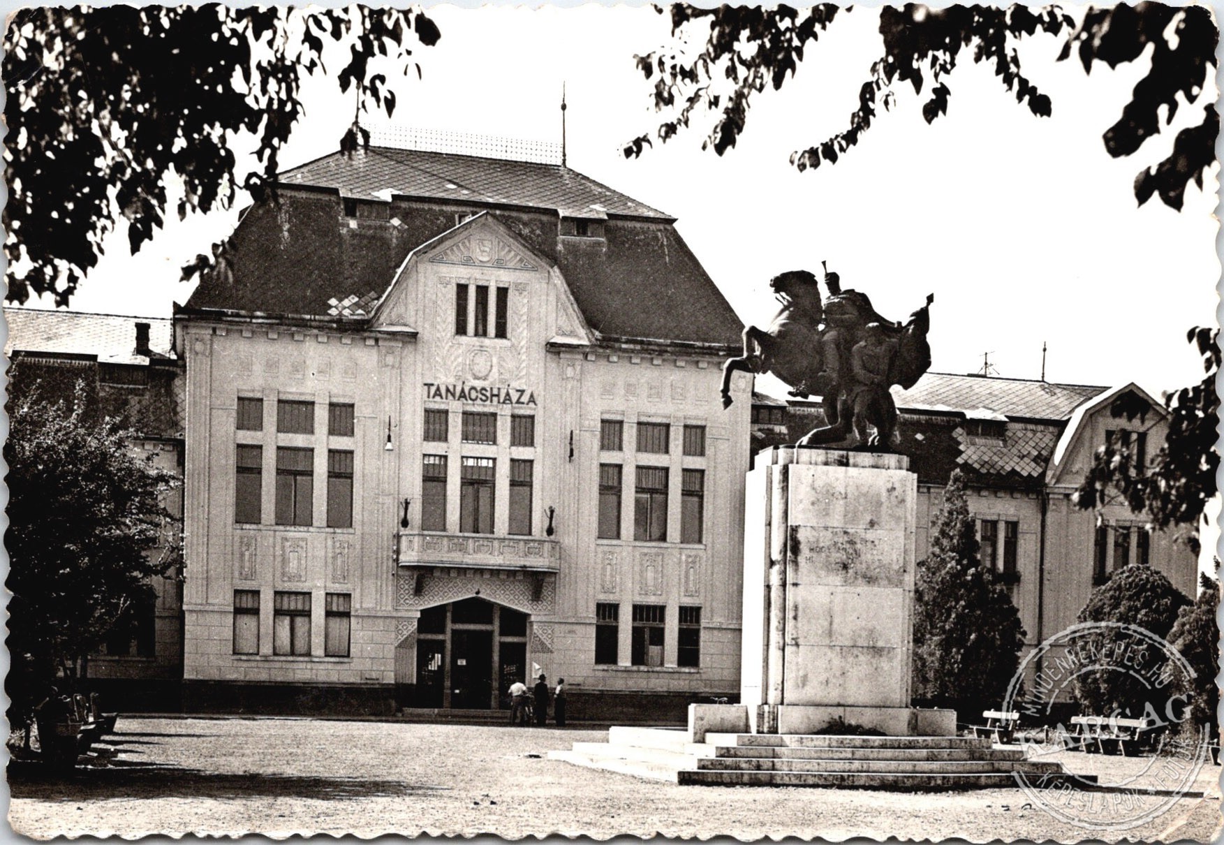 KARCAG Tanácsháza