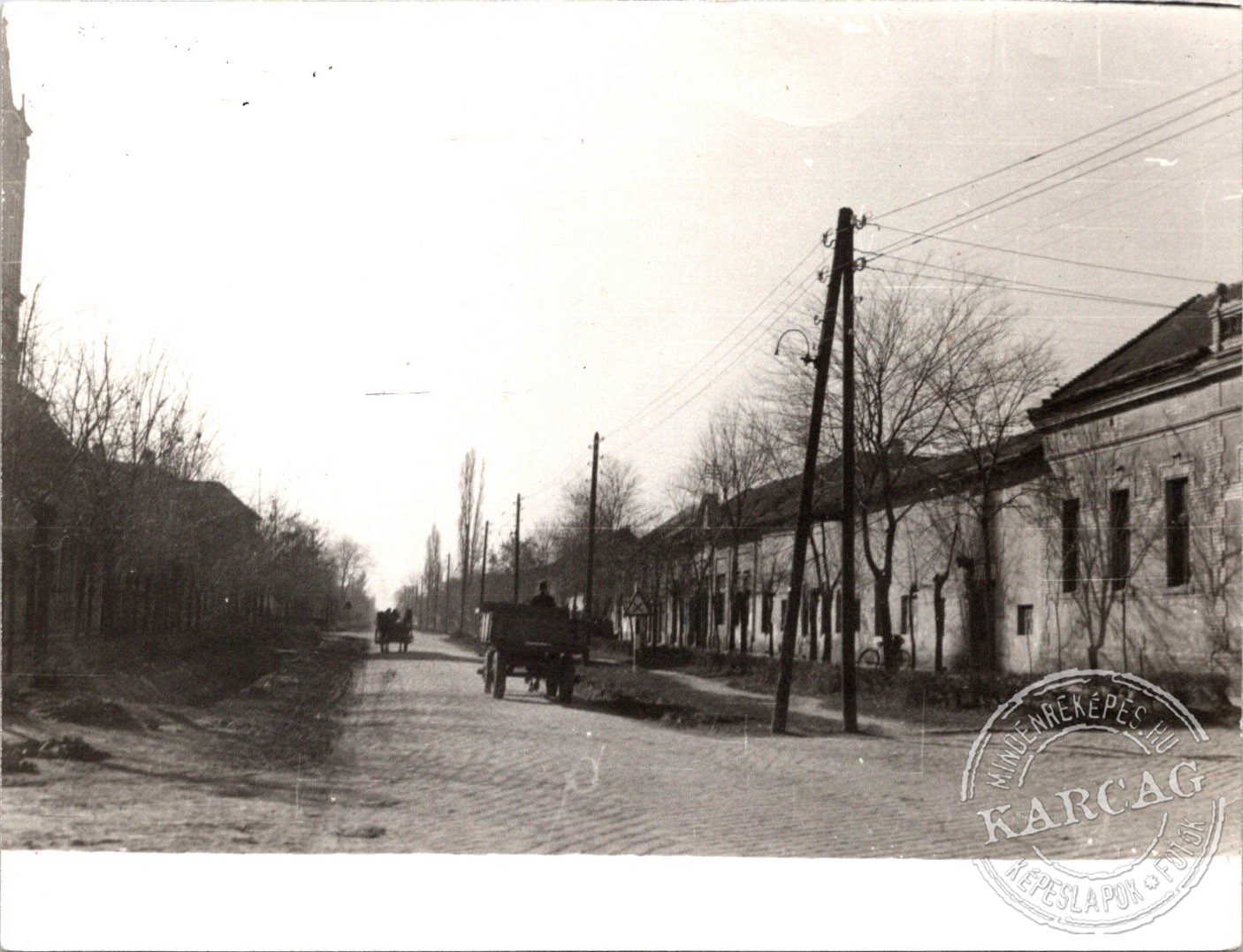Karcag, Széchenyi sugárút